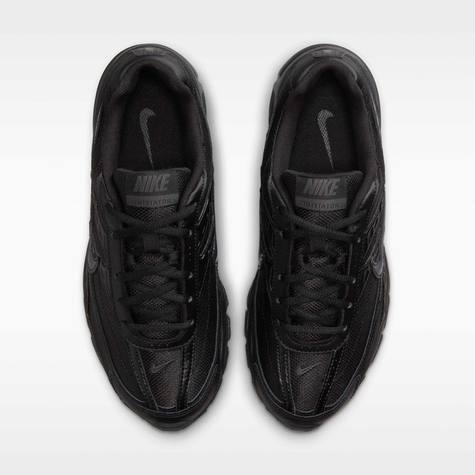 Nike Initiator Women's Shoes - Black/Dark Smoke Grey - Image 4