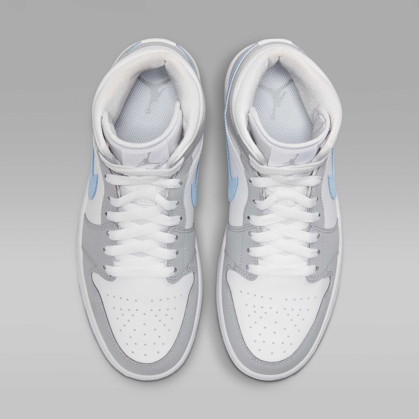 Air Jordan 1 Mid Women's Shoes - White/Wolf Grey/Aluminium - Image 4