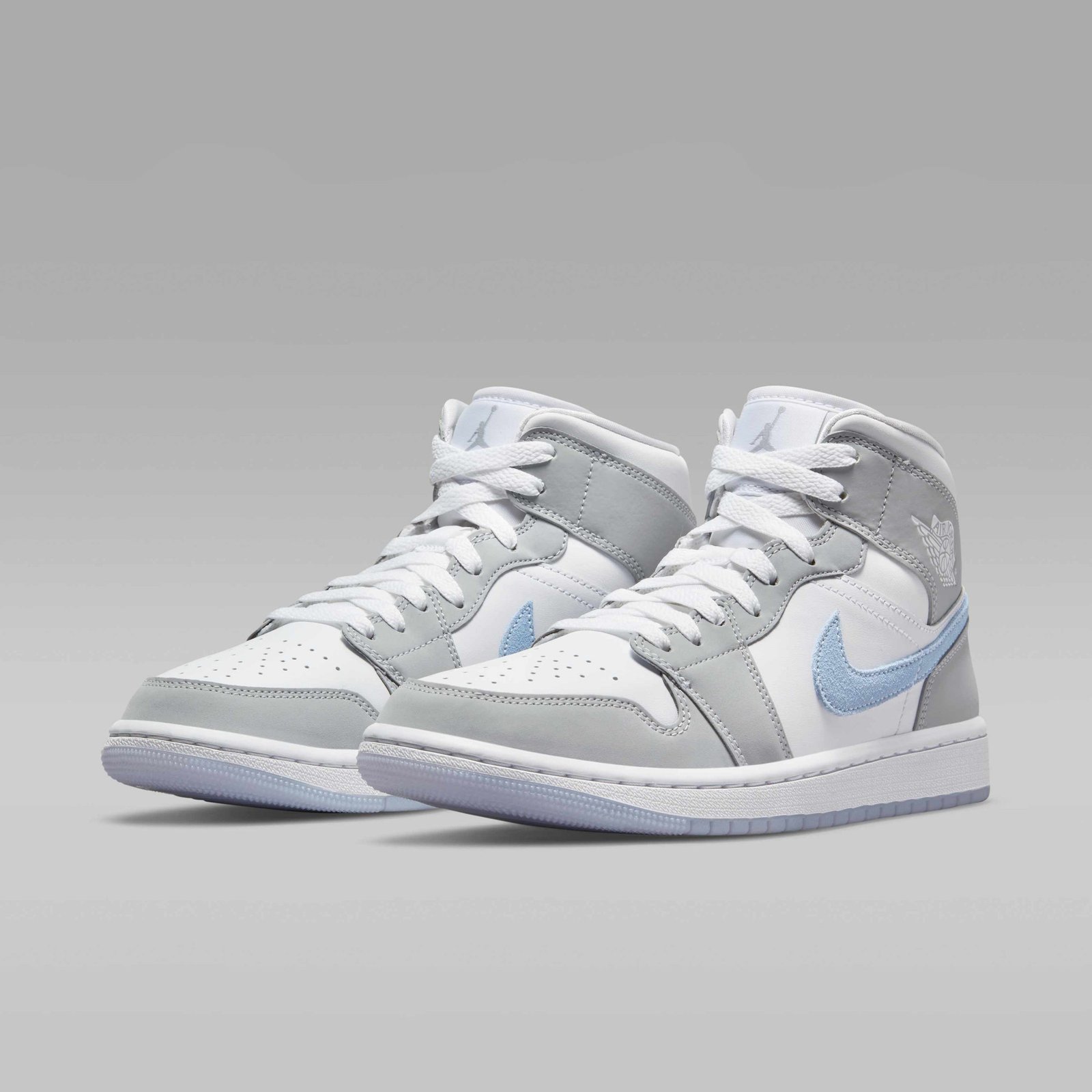 Air Jordan 1 Mid Women's Shoes - White/Wolf Grey/Aluminium - Image 5