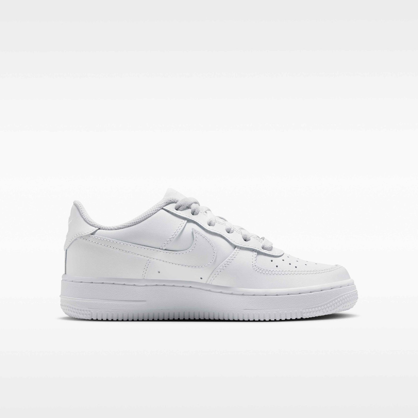 Nike Air Force 1 LE Older Kids' Shoe - White/White - Image 3