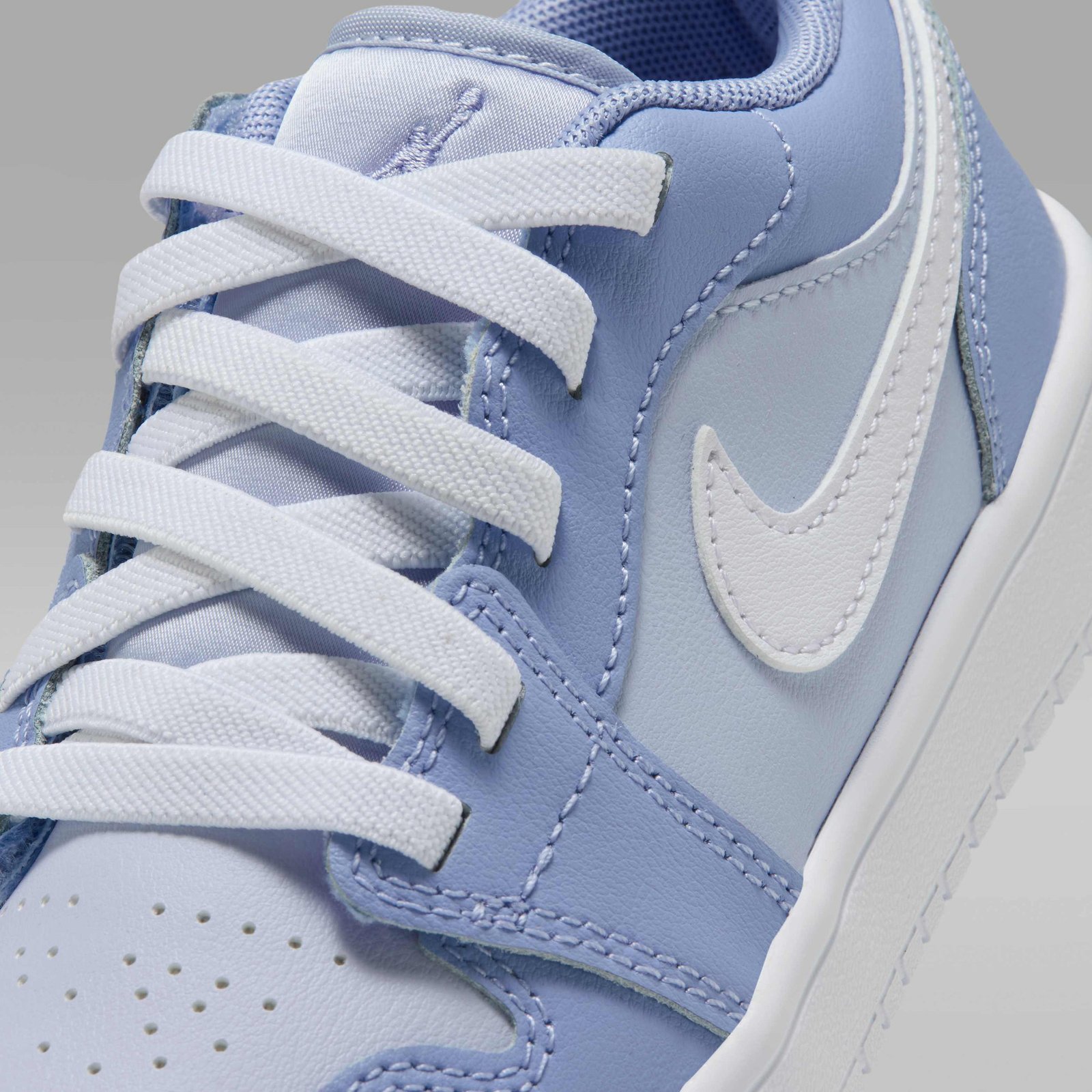 Jordan 1 Low Alt Younger Kids' Shoes - Aluminium/White/Hydrogen Blue - Image 7