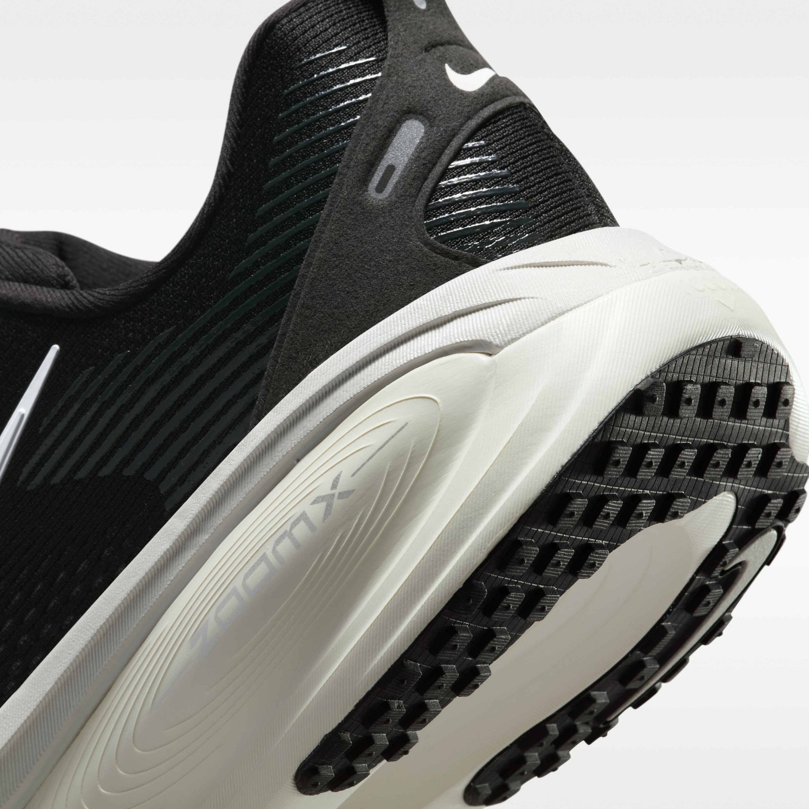 Nike Vomero 18 Men's Road Running Shoes - Black/Coconut Milk/Light Iron Ore/Summit White - Image 8