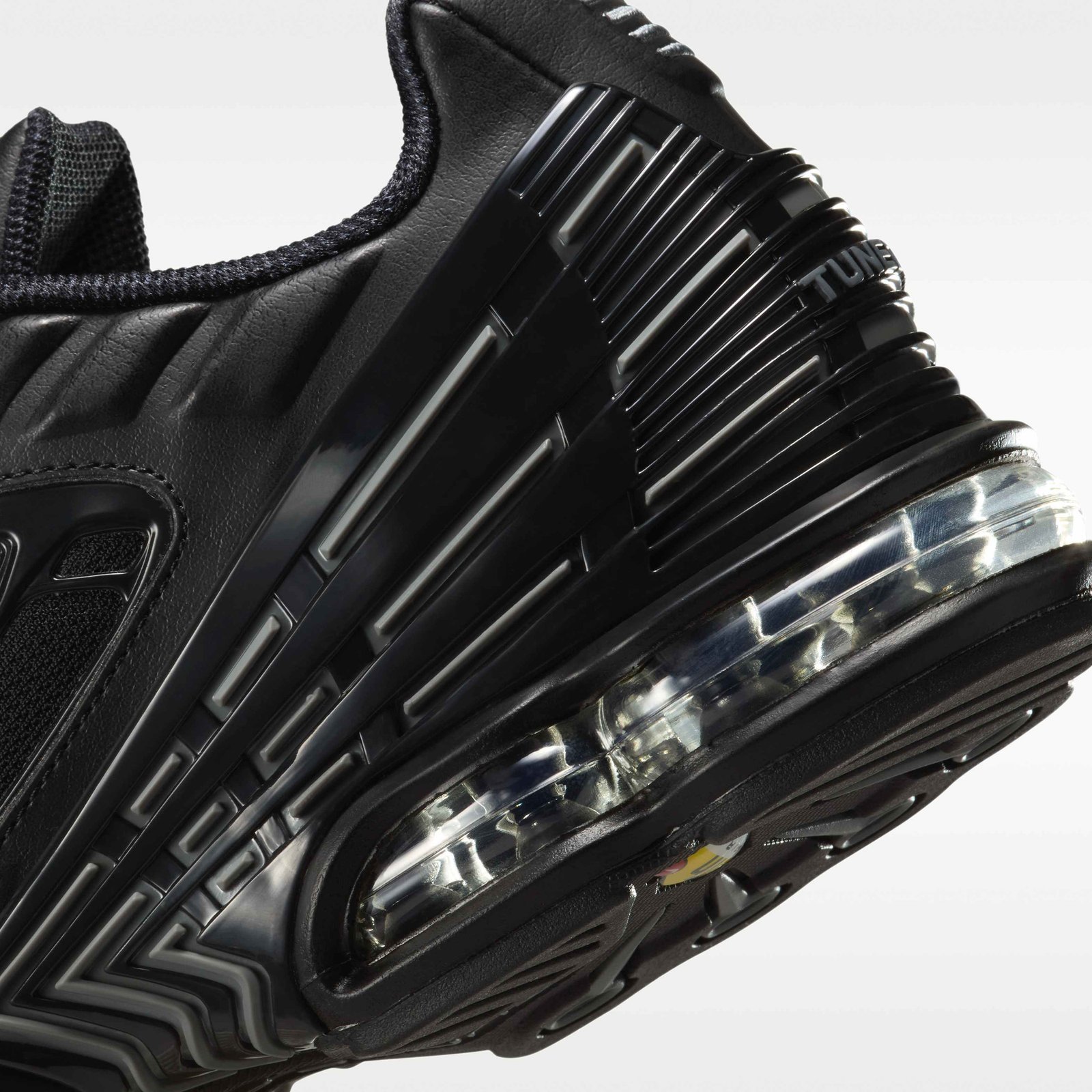 Nike Air Max Plus 3 Men's Shoes - Black/Smoke Grey - Image 8
