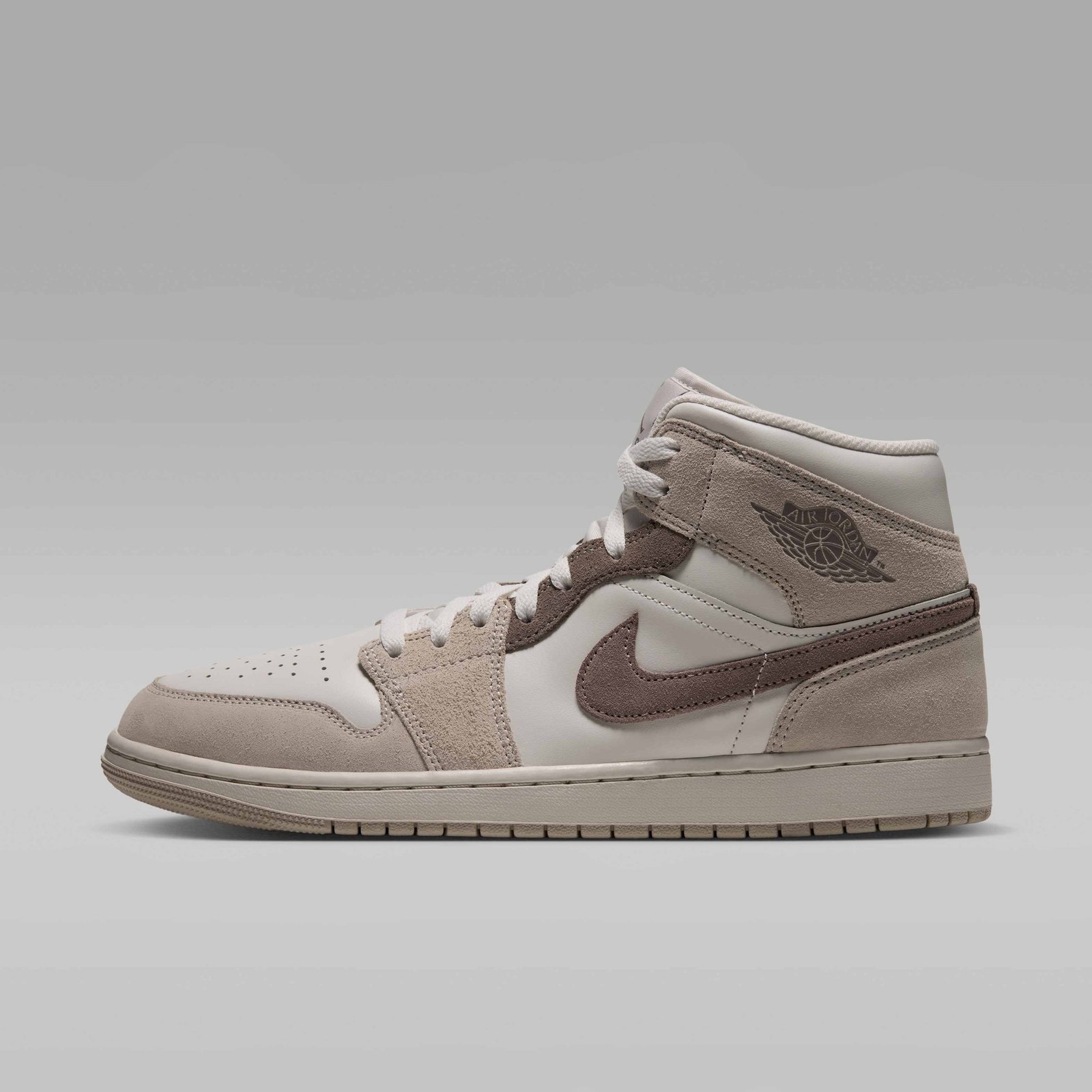 Air Jordan 1 Mid SE Men's Shoes - Phantom/Cream II/Mink Brown