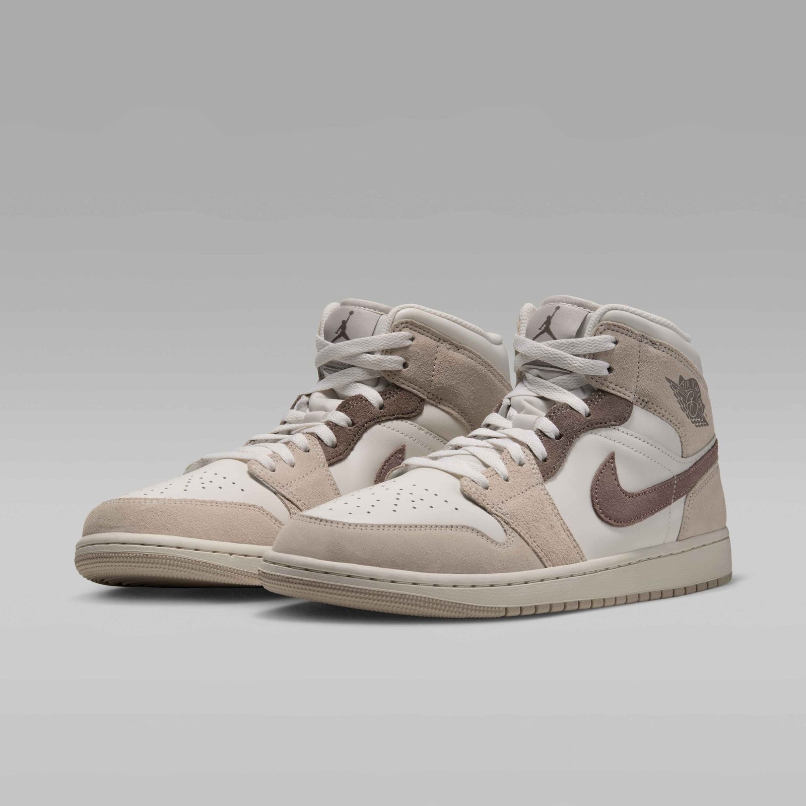 Air Jordan 1 Mid SE Men's Shoes - Phantom/Cream II/Mink Brown - Image 5